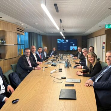 Συμφωνία-μεταξύ-Διαχειριστών-και-Ευρωπαϊκής-Επιτροπής-για-τον-Κάθετο-Διάδρομο