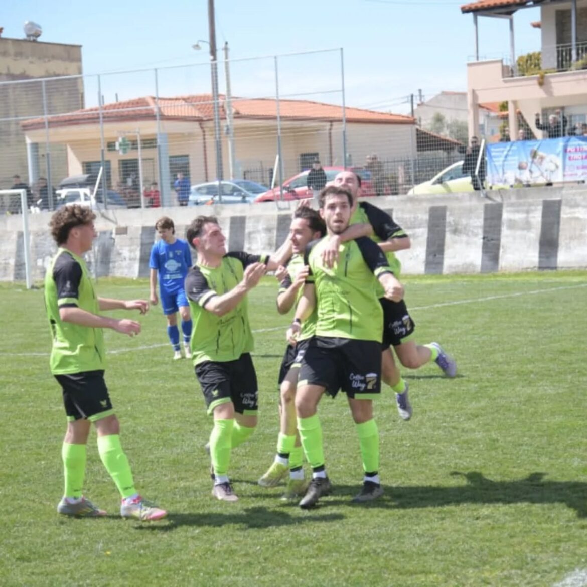 ΕΠΣ-Θράκης:-Μεγάλη-νίκη-Ιάσμου-στην-εγγλέζικη-ματσάρα-στο-Ν.-Σιδηροχώρι-και-ξαναφουντώνει-η-μάχη-του-τίτλου!-Η-νέα-βαθμολογία