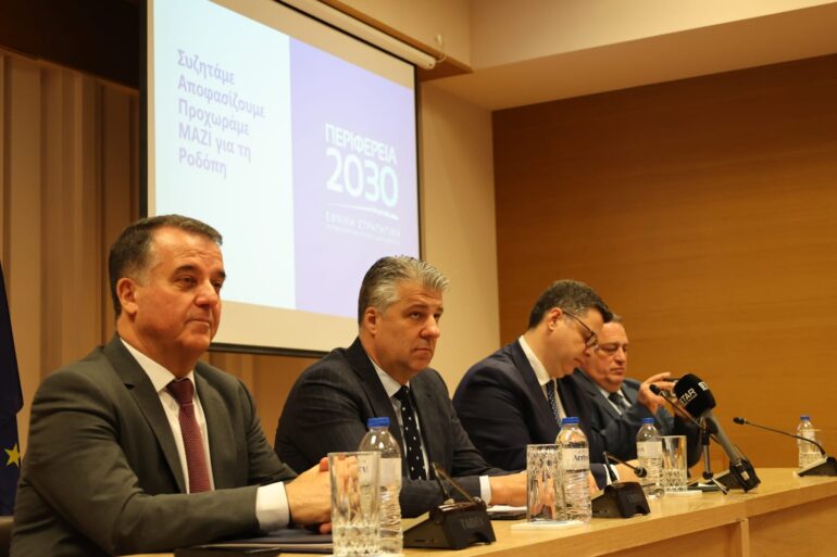 Χριστόδουλος-Τοψίδης-από-εκδήλωση-στην-Κομοτηνή:-“Με-76-εκ-ευρώ-έργα-και-δράσεις-διαμορφώνουμε-νέες-προοπτικές-ανάπτυξης-για-την-ΠΕ.-Ροδόπης”