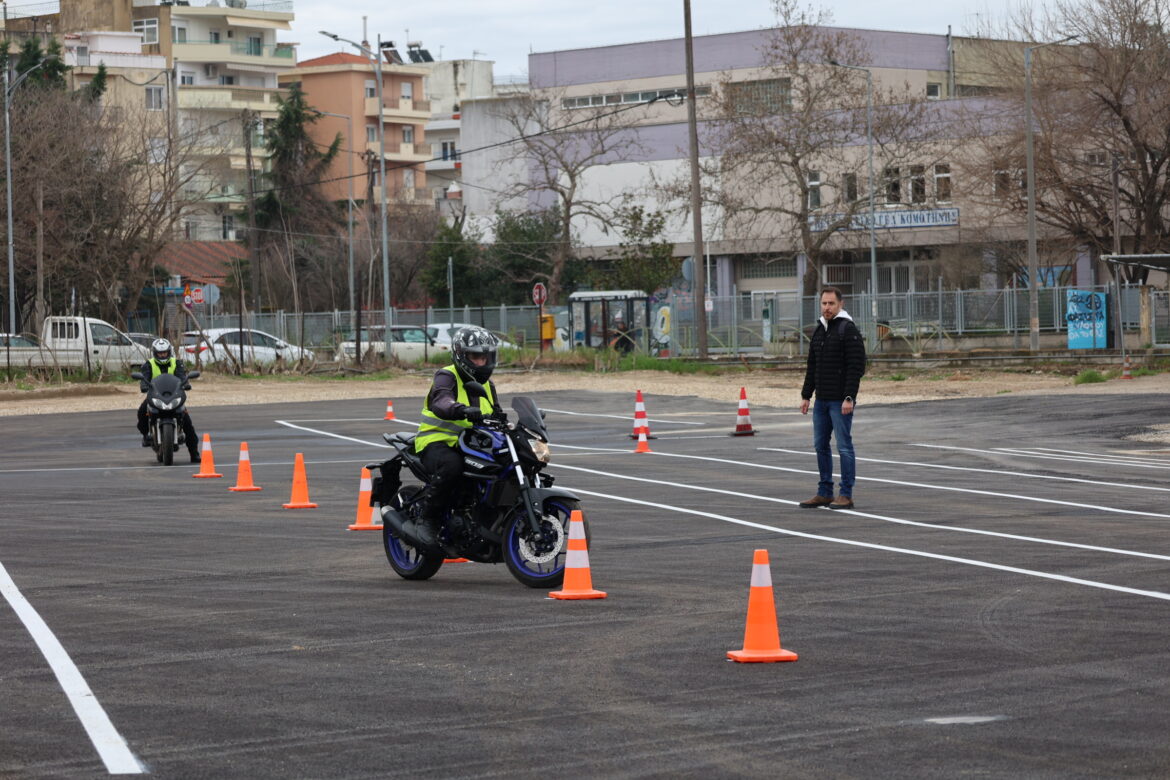 Ξεκίνησε-τη-λειτουργία-της-η-νέα-πίστα-εξετάσεων-υποψηφίων-οδηγών-δικύκλων-στην-Κομοτηνή