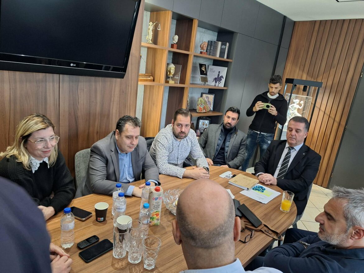 Κομοτηνή:-Σύσκεψη-της-ΠΕ-Ροδόπης-για-την-υλοποίηση-της-παράκαμψης-της-Εγνατίας-Οδού-στον-κάθετο-άξονα-προς-Βουλγαρικά-σύνορα