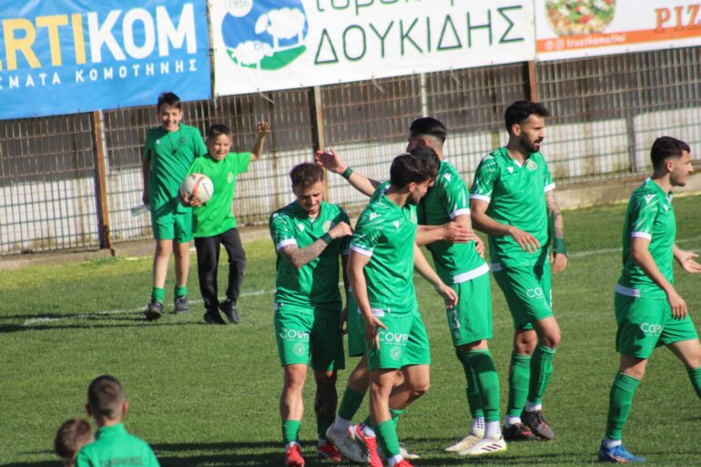 Γ’-Εθνική:-Φιέστα-τίτλου-με-πεντάρα-ο-Πανθρακικός-και-πάει-Θεσσαλία-μετά-το-Πάσχα,-φινάλε-με-ισοπαλία-ο-ΑΟΞ,-υποβιβάστηκε-μετά-από-μια-πενταετία-ο-Θερμαϊκός-παρά-την-νίκη-στην-Ορεστιάδα!-Τα-αποτελέσματα,-οι-σκόρερ,-η-βαθμολογία-και-η-πρεμιέρα-του-φάιναλ-φ