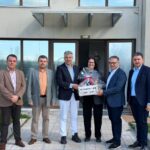 Κομοτηνή:-Επίσκεψη-του-Περιφερειάρχη-ΑΜΘ-στο-Σύλλογο-“αξίΖΩ”,-στη-Μητρόπολη-και-σε-Δημόσιες-Υπηρεσίες-της-ΠΕ-Ροδόπης,-ενόψει-του-Πάσχα-(φωτος)