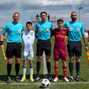 Τιμητική-διάκριση-για-τους-διαιτητές-της-ΕΠΣ-ΘΡΑΚΗΣ-στο-τουρνουά-elite-neon-cup