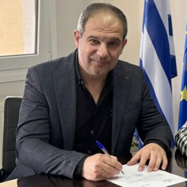 Ο-Αμέτ-Ιμπράμ-δημοτικός-υπάλληλος-στο-Δήμο-Αρριανών