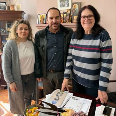 Κομοτηνή:-Συνάντηση-της-Αντιδημάρχου-Πολιτισμού-Νατάσας-Λιβεριάδου-με-στελέχη-του-Ξενώνα-Φιλοξενίας-Γυναικών-Δήμου-Κομοτηνής