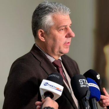 Στήριξη-της-Περιφέρειας-ΑΜΘ-στους-κτηνοτρόφους-–-Επιστολή-Περιφερειάρχη-Χριστόδουλου-Τοψίδη-στον-Υπουργό-Αγροτικής-Ανάπτυξης-και-Τροφίμων-Μαργαρίτη-Σχοινά