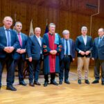 Σε-Επίτιμο-Διδάκτορα-του-Τμήματος-Οικονομικών-Επιστημών-του-ΔΠΘ,-αναγορεύτηκε-ο-Ευρωπαίος-Επίτροπος-Βιώσιμων-Μεταφορών-&-Τουρισμού,-Απόστολος-Τζιτζικώστας-(φωτος)