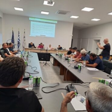 Συνεδρίασε-το-Δημοτικό-Συμβούλιο-Ιάσμου-με-5-θέματα-στην-ημερήσια-διάταξή-του-Δηλώσεις-του-Δημάρχου,-iμάμ-Τζανέρ,-μετά-τη-λήξη-της-συνεδρίασης-(videos)