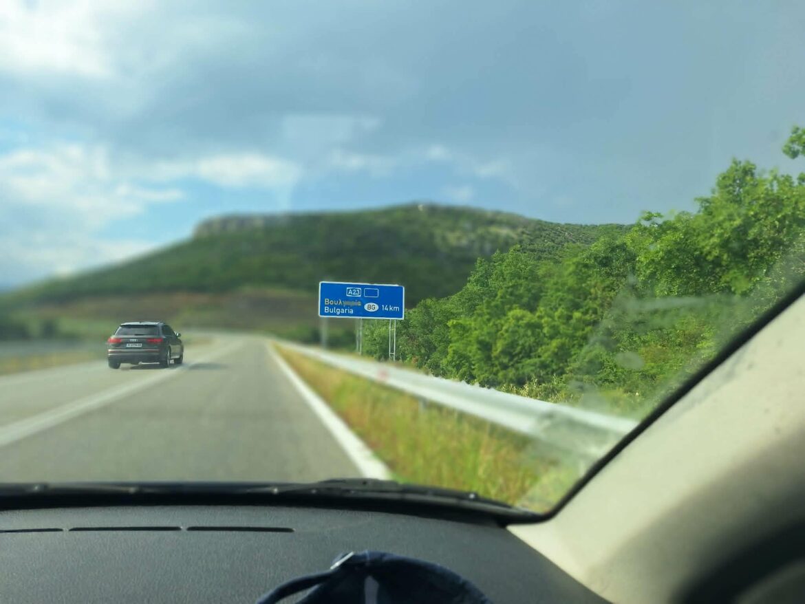 Ροδόπη:-Δόθηκε-στην-κυκλοφορία-η-παράκαμψη-του-κάθετου-άξονα-Μακάζα-–-Νυμφαία-(video+φωτος)