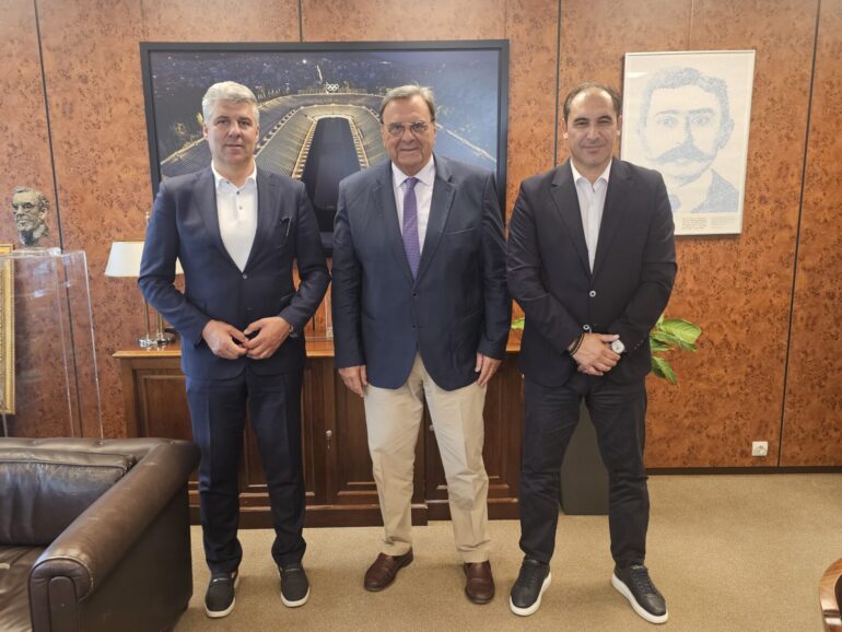 Η-Περιφέρεια-Ανατολικής-Μακεδονίας-και-Θράκης-ενισχύει-τη-συνεργασία-της-με-την-Ελληνική-Ολυμπιακή-Επιτροπή-μέσω-του-προγράμματος-«Ολυμπιακές-Περιφέρειες»