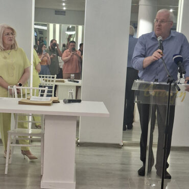 Ιλχάν-Αχμέτ-:-«Να-δώσουμε-έμφαση-σε-κάθε-εκπαιδευτική-δομή-της-Περιφέρειας-που-ενδυναμώνει-τις-τοπικές-μας-κοινωνίες»