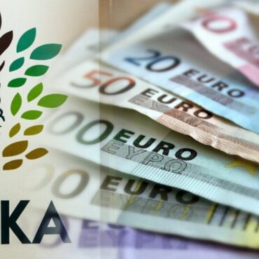 ΟΠΕΚΑ:-Ποιοι-μπορούν-να-πάρουν-τα-επιδόματα-των-700-1000-ευρώ;-Πότε-είναι-η-λήξη-υποβολής-αιτήσεων;