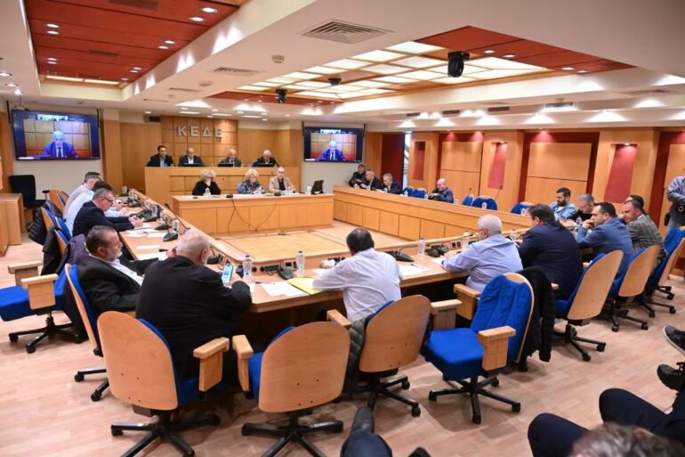 Έρευνα-της-ΚΕΔΕ:-Στα-5,35-δισ-ευρώ-το-κόστος-των-δήμων-–-Λείπουν-2,5-δισ.-ευρώ