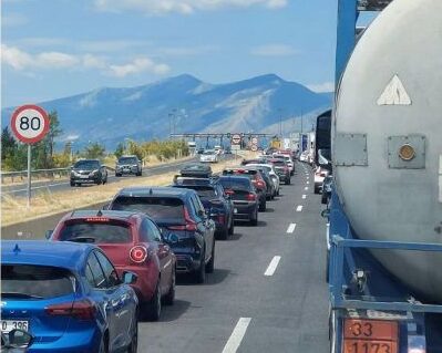 Ουρές-χιλιομέτρων-στα-διόδια-Ιάσμου:-Μεγάλη-ταλαιπωρία-στην-Εγνατία-Οδό-Ξάνθης-–-Κομοτηνής