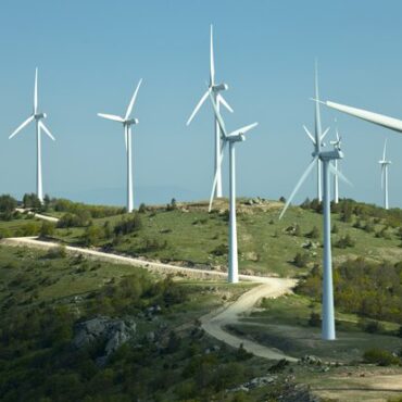 Μέτρα-Πυροπροστασίας,-Πρόληψης-και-Ασφαλούς-Λειτουργίας-Εγκαταστάσεων-Φωτοβολταϊκών-Πάρκων-και-Ανεμογεννητριών-κατά-την-Αντιπυρική-Περίοδο