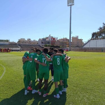 super-league-2:-«Χ»ωρίς-γκολ-το-ματς-της-πρεμιέρας-ανάμεσα-σε-Πανθρακικό-και-ΠΑΣ-Πύργο-–-Λίγοι-οι-φίλαθλοι-στο-ΔΑΚ-Κομοτηνής