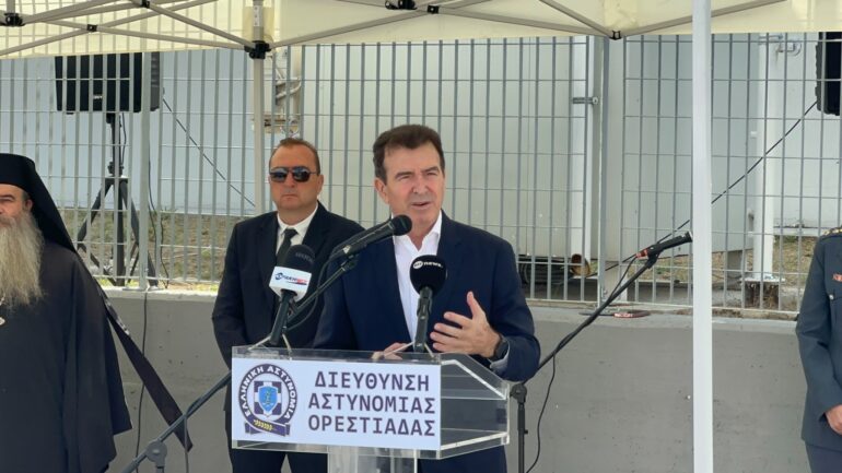 Ο-Υπουργός-Προστασίας-του-Πολίτη,-Μιχάλης-Χρυσοχοΐδης-στον-Έβρο
