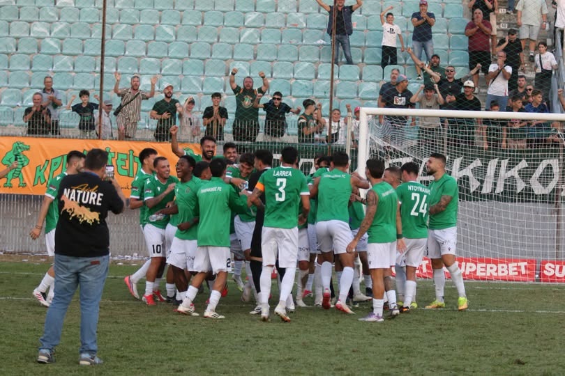 Πανθρακικός-–-super-league-2-:-Ιστορική-νίκη-με-Πατρόνι-και-«Σάρα»