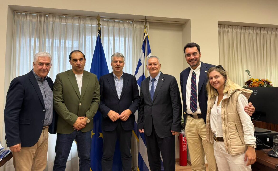 Χριστόδουλος-Τοψίδης:-Συνάντηση-με-ανθρώπους-που-εργάζονται-για-τον-αθλητισμό-της-ΠΑΜΘ